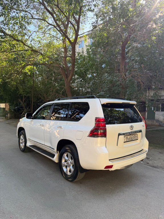 Toyota Land Cruiser Prado, 2.7 L, 2010 il, 223 000 km — Avtomobillər, Bakı (9)