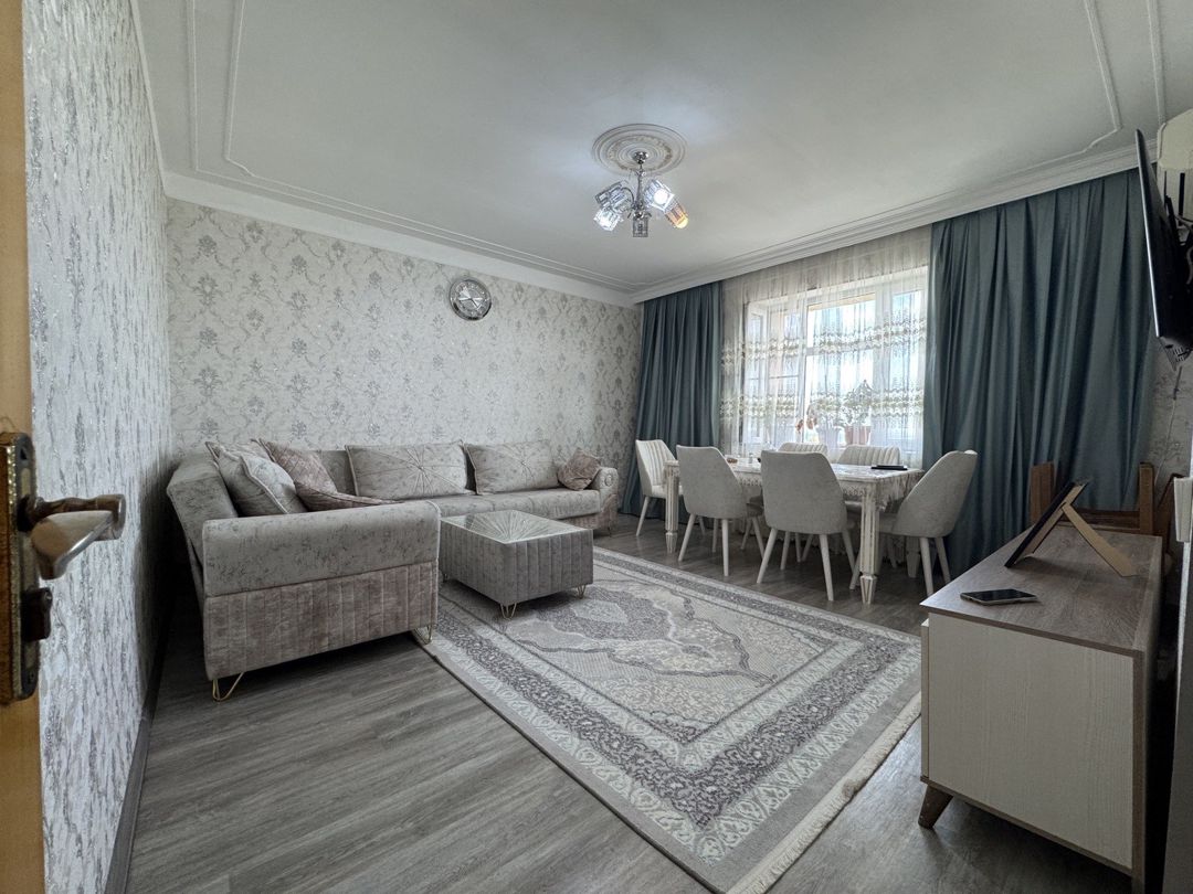 Satılır 4 otaqlı köhnə tikili 100 m² — Mənzil, Bakı (2)