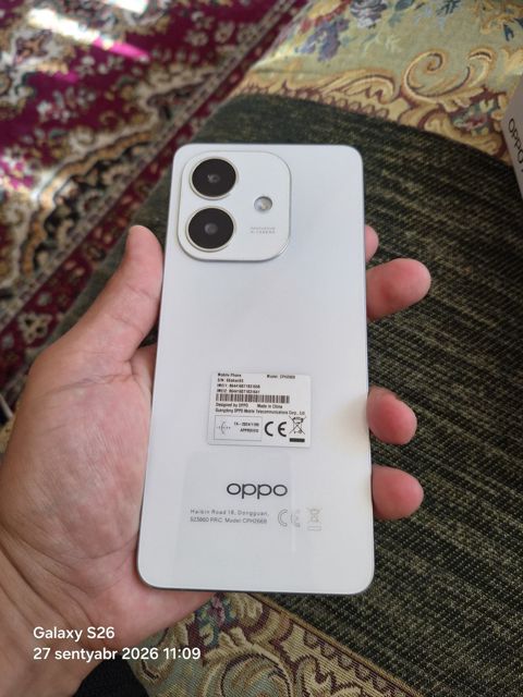 Oppo A40m Starlight White 256GB/8GB — Bakı