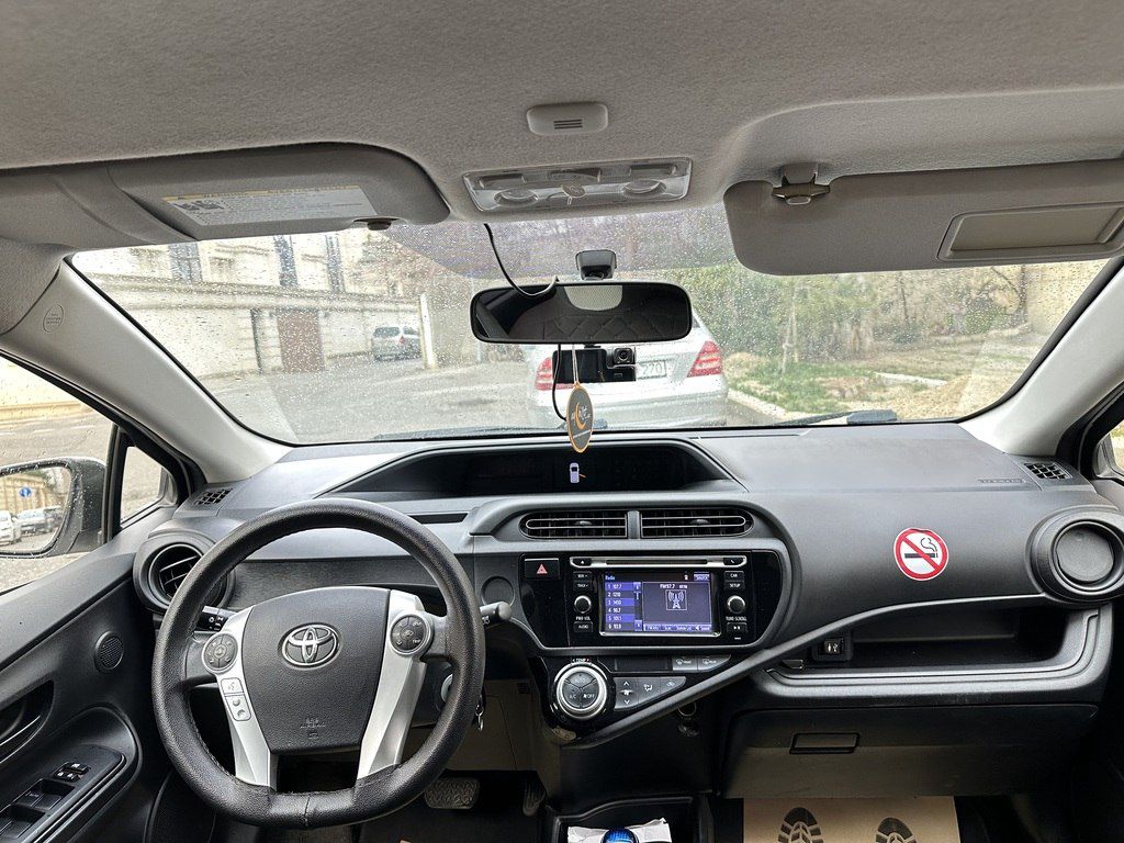 Toyota Prius C, 1.5 L, 6.5 kWh, 2016 il, 151 000 km — Avtomobillər, Bakı (5)