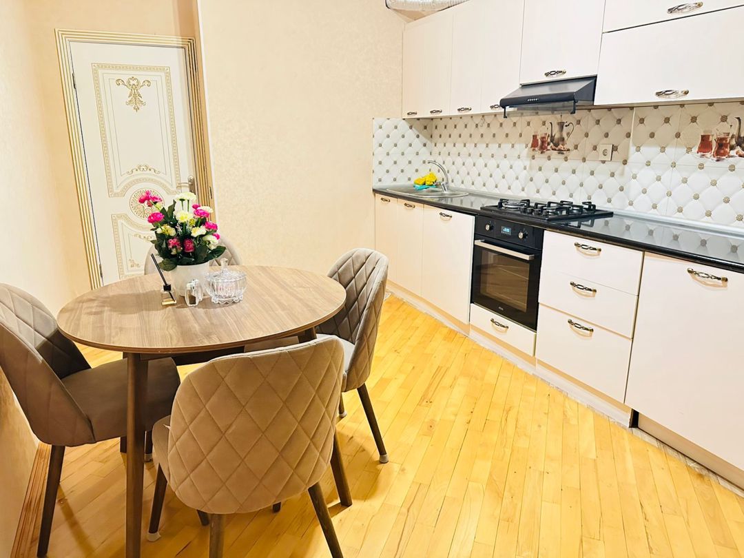 İcarəyə verilir 2 otaqlı yeni tikili 70 m² — Mənzil, Bakı (7)