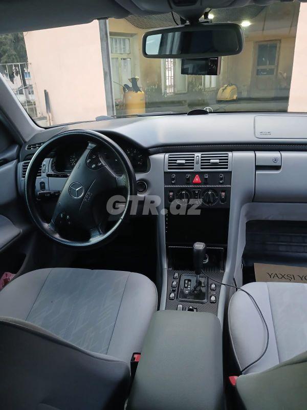 Mercedes E 220 2.2 L, 2000, 450 690 km 99-XE-075 — Avtomobillər, Balakən (8)