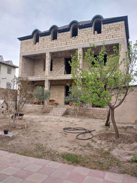 Satılır 12 otaqlı həyət evi/bağ evi 480 m² — Bakı