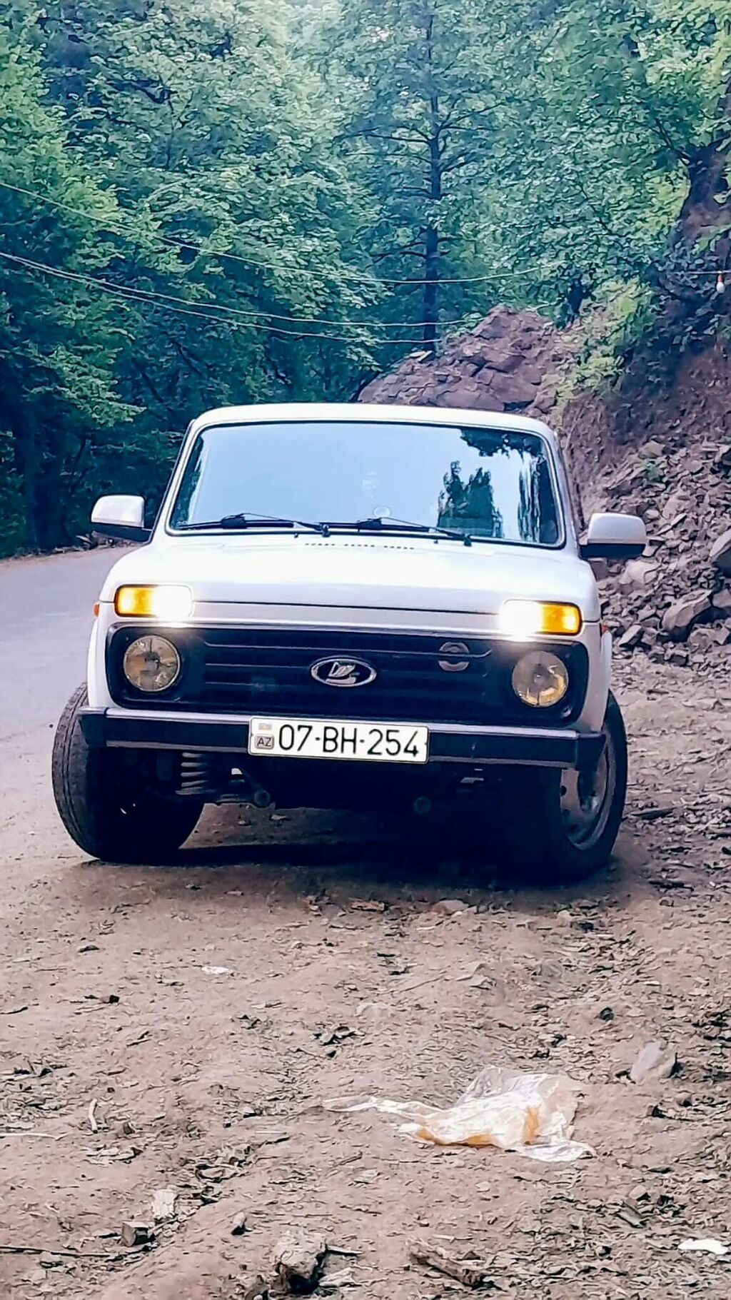 VAZ (Lada) 4x4 Niva: 1.7 l Ofrouder/SUV 07-BH-254 — Avtomobillər, Astara (2)