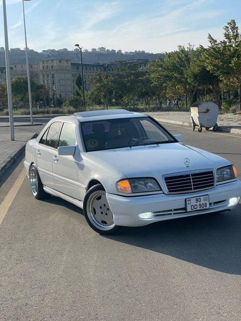Mercedes C 230, 2.3 L, 1999 il, 390 000 km — Bakı