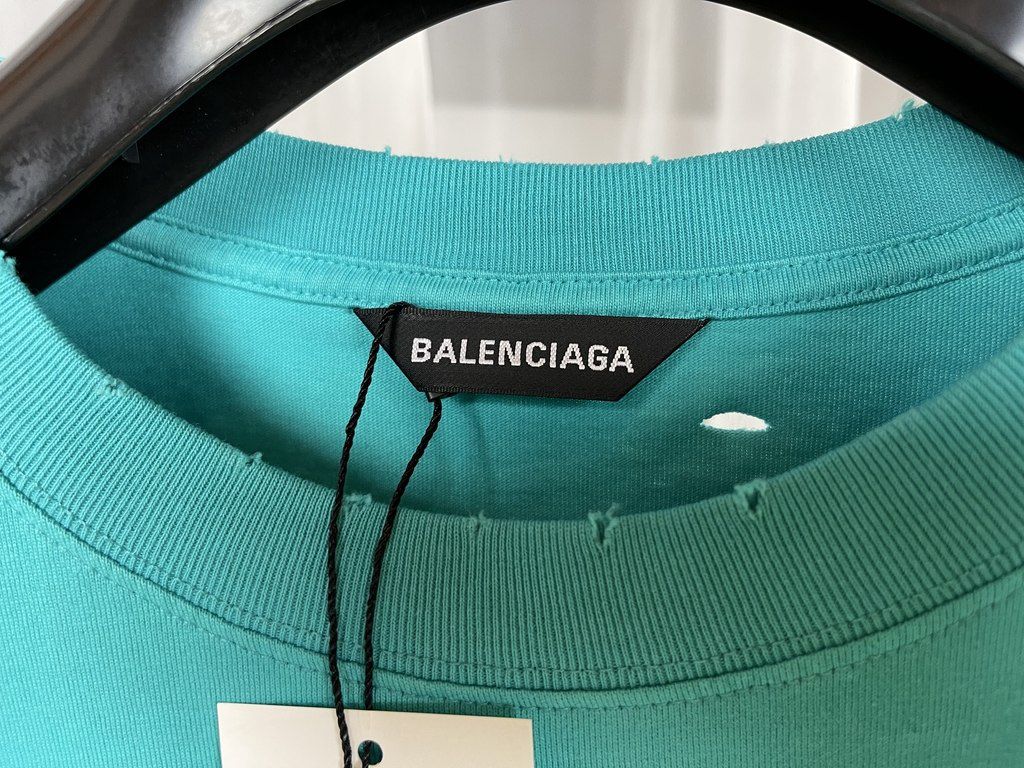 Futbolka "Balenciaga" — Geyim, ayakkabı, aksesuarlar, Bakı (4)