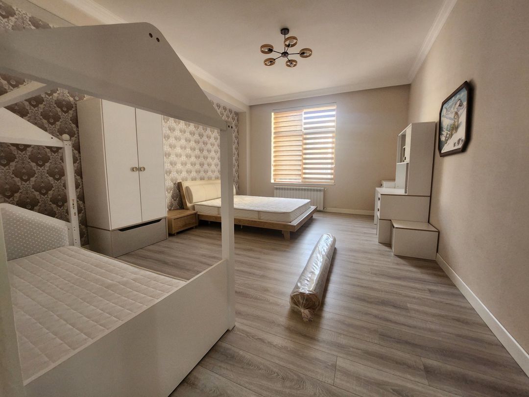 İcarəyə verilir 4 otaqlı yeni tikili 200 m² — Mənzil, Bakı (12)