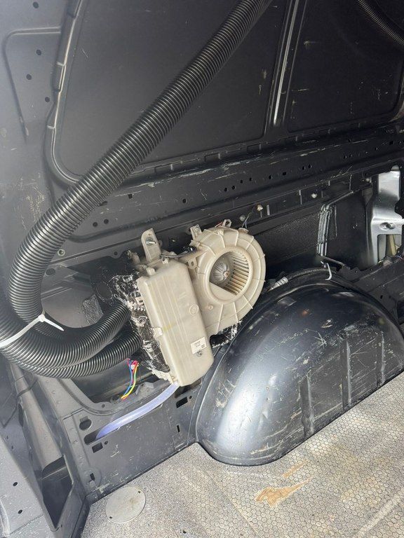 Mercedes Vito 116 CDI, 2.1 L, 2017 il, 320 000 km 77-UE-943 — Avtomobillər, Bakı (4)