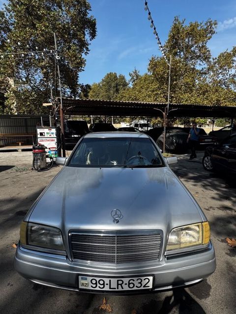 Mercedes C 220, 2.2 L, 1993 il, 300 000 km — Mingəçevir