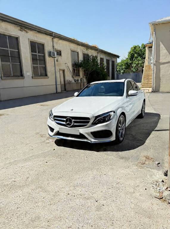 Mercedes C 300 4MATIC, 2.0 L, 2018 il, 69 800 km — Avtomobillər, Bakı
