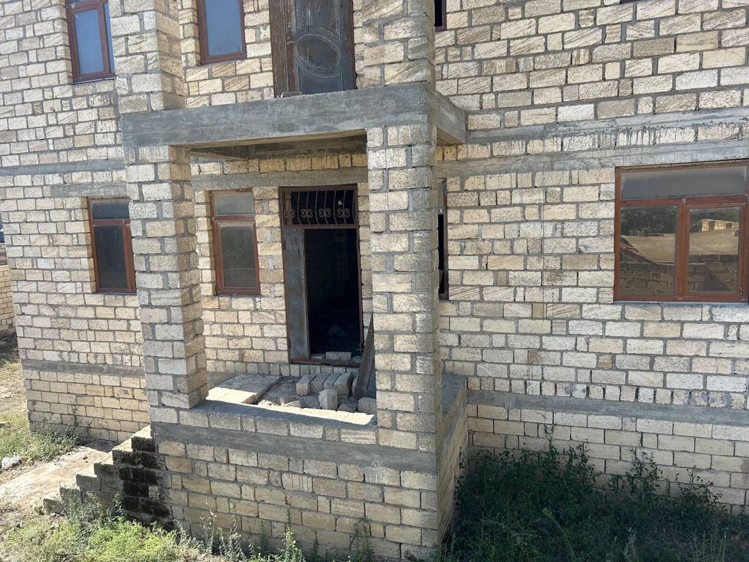 Satılır 5 otaqlı həyət evi/bağ evi 200 m² — Ev, villa, Bakı (10)