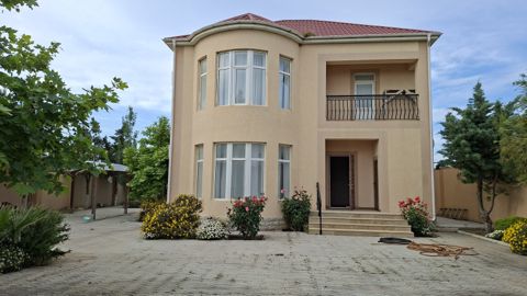 Satılır 6 otaqlı həyət evi/bağ evi 200 m² — Bakı