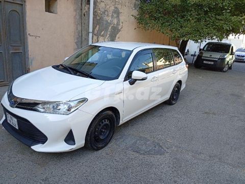 Toyota Corolla Fielder 1.5 L, 2019, 198 000 km — Bakı