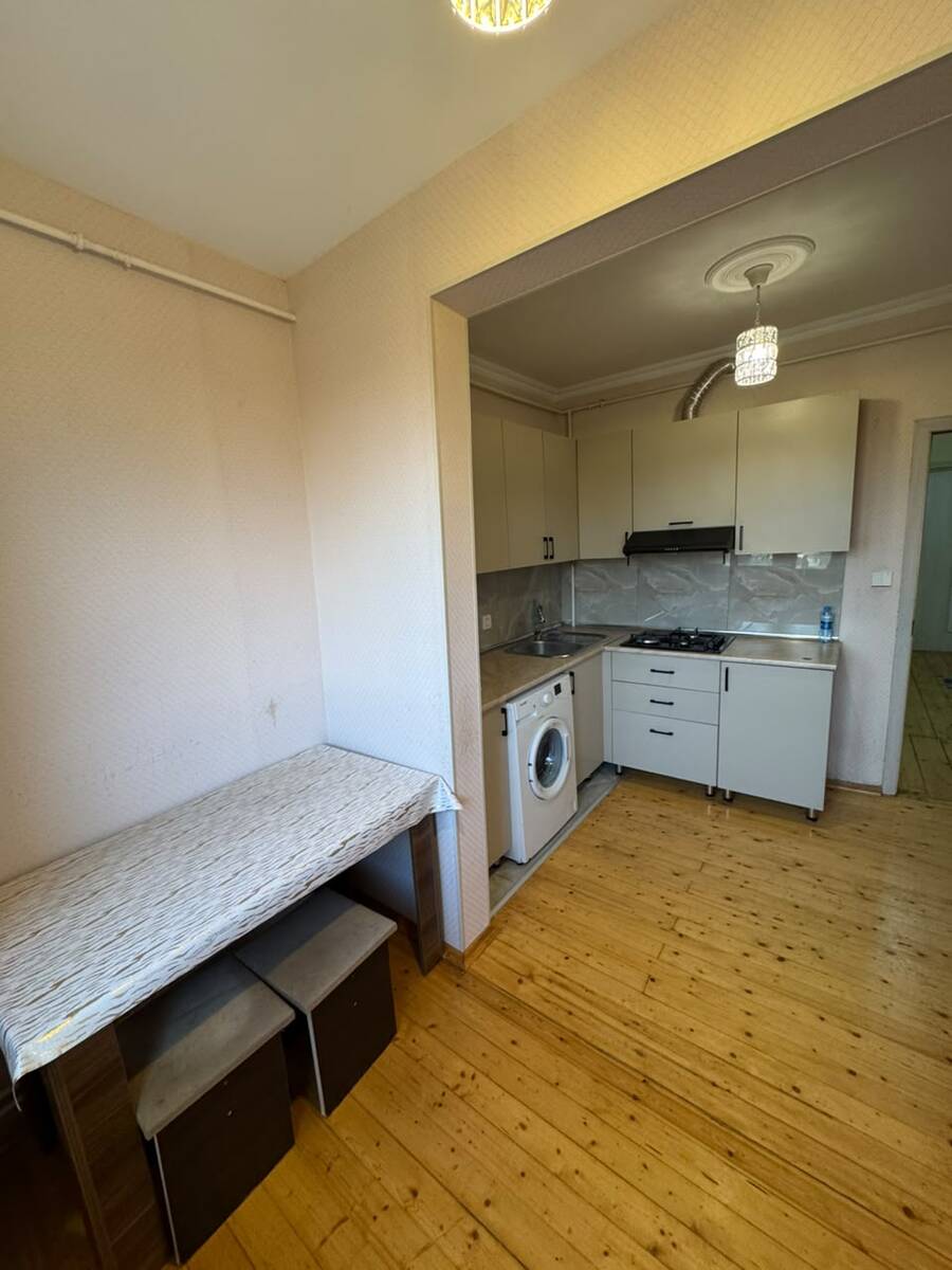 Satılır 2 otaqlı köhnə tikili 65 m² — Mənzil, Bakı (10)