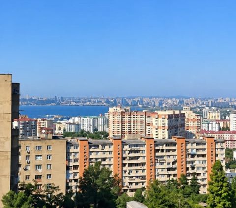 Satılır 3 otaqlı köhnə tikili 85 m² — Bakı