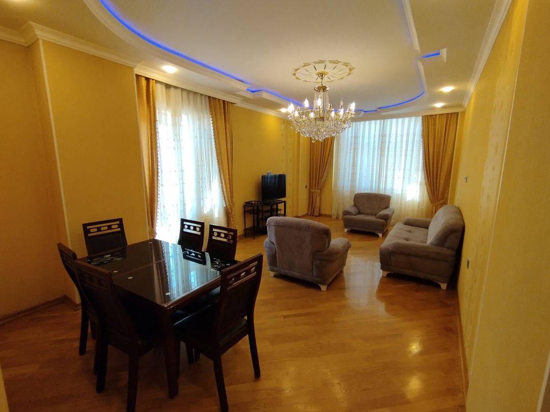 İcarəyə verilir 3 otaqlı yeni tikili 145 m² — Mənzil, Bakı (8)