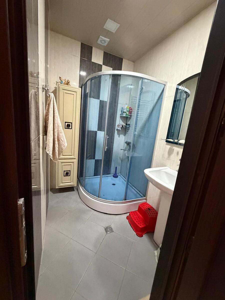 Satılır 2 otaqlı köhnə tikili 69 m² — Mənzil, Bakı (11)