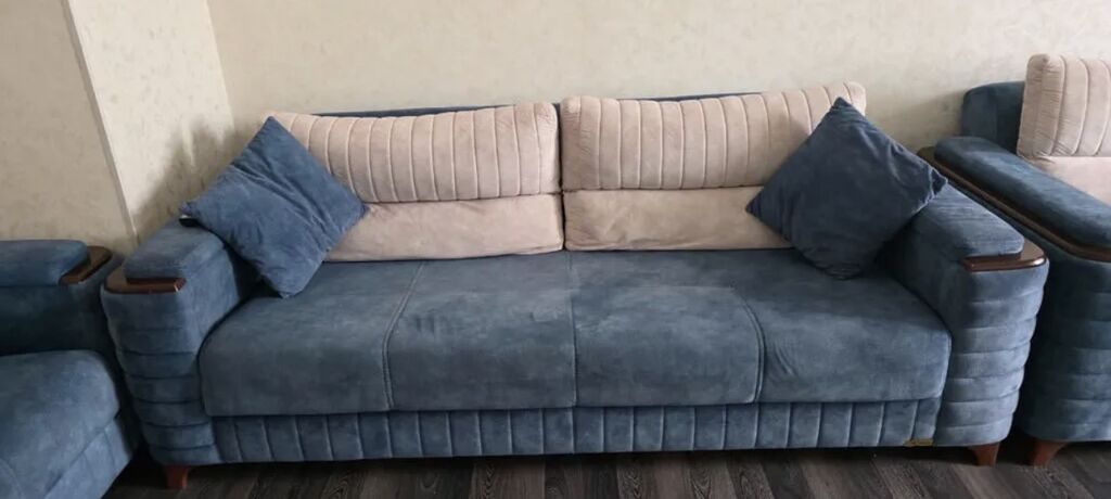 Divan dəsti 4 hissədən ibarətdir, 1 böyük divan, 1 kiçik divan 2 — Yumşaq mobilya dəstləri, Cəbrayıl (2)
