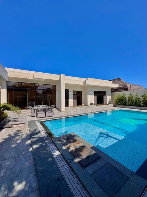 İcarəyə verilir 4 otaqlı həyət evi/bağ evi 280 m² — Bakı