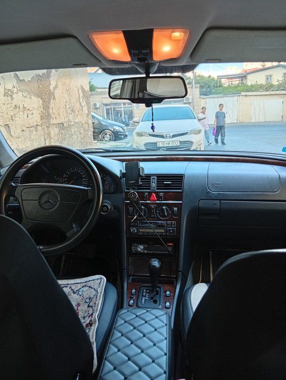 Mercedes C 180, 1.8 L, 1997 il, 520 227 km 99-TU-247 — Avtomobillər, Bakı (2)