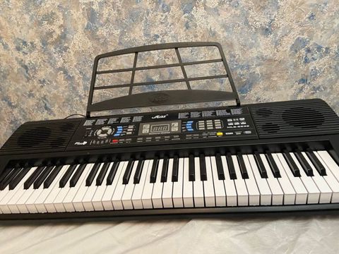 Musiqi klaviaturası – Alesis MLS-6639 - 61 klavişli elektron — Pirəkəşkül
