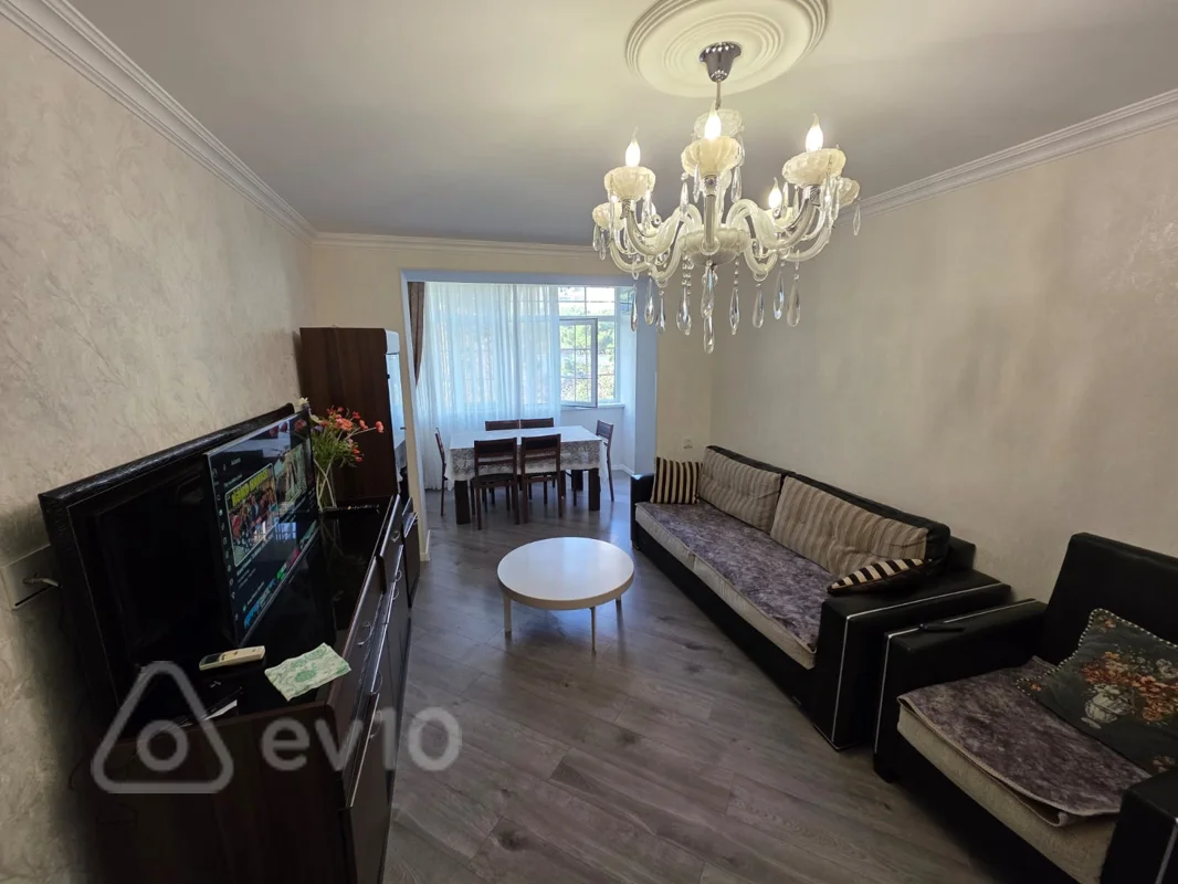 3 otaqlı mənzil, 70 m², Nefçilər metrosunun yaxınlığında, 210 və 220 nömrəli məktəblərin, 8 KM Bazarının yanı — Mənzil, Bakı (3)