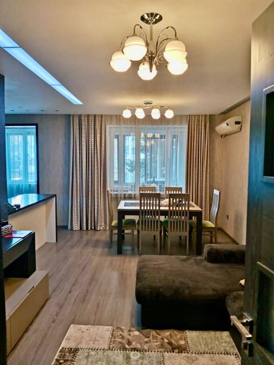 Satılır 3 otaqlı köhnə tikili 85 m² — Mənzil, Bakı (2)