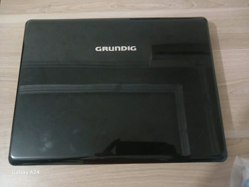 Grundıg işlənmiş - Əməliyyat sistemi: Windows 7 Professional — HP, Bakı (2)