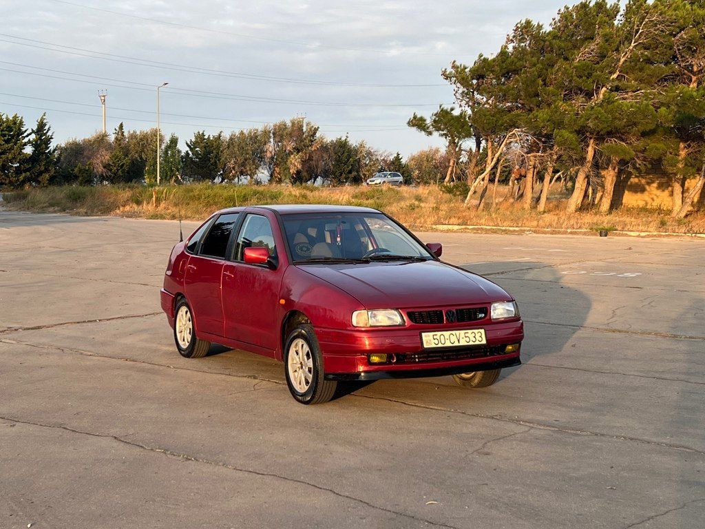 Volkswagen Polo, 1.6 L, 1995 il, 330 000 km 50-CV-533 — Avtomobillər, Sumqayıt (4)