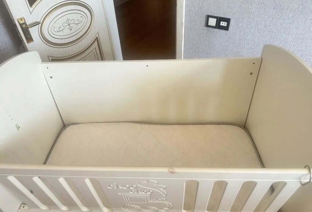 Besik yaxsi veziyyeyde qiymet son — Bəşikləri, Bakı (2)