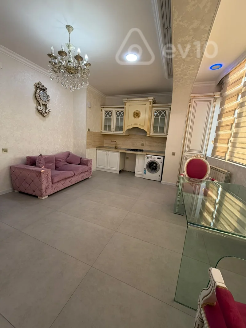 3 otaqlı mənzil, 143 m², 8 noyabr — kirayə — Mənzil, Bakı (12)