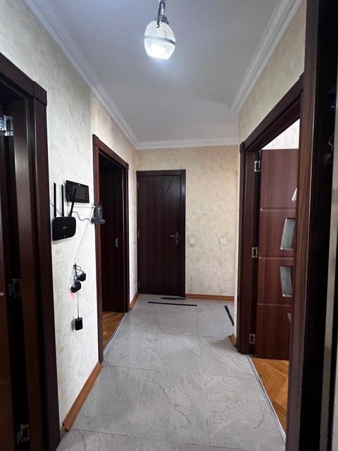Satılır 3 otaqlı köhnə tikili 85 m² — Bakı