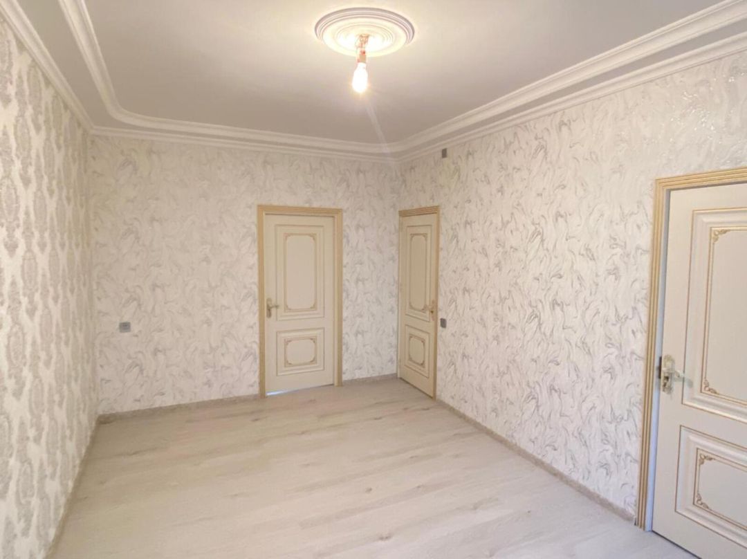 Satılır 3 otaqlı köhnə tikili 75 m² — Mənzil, Bakı (2)