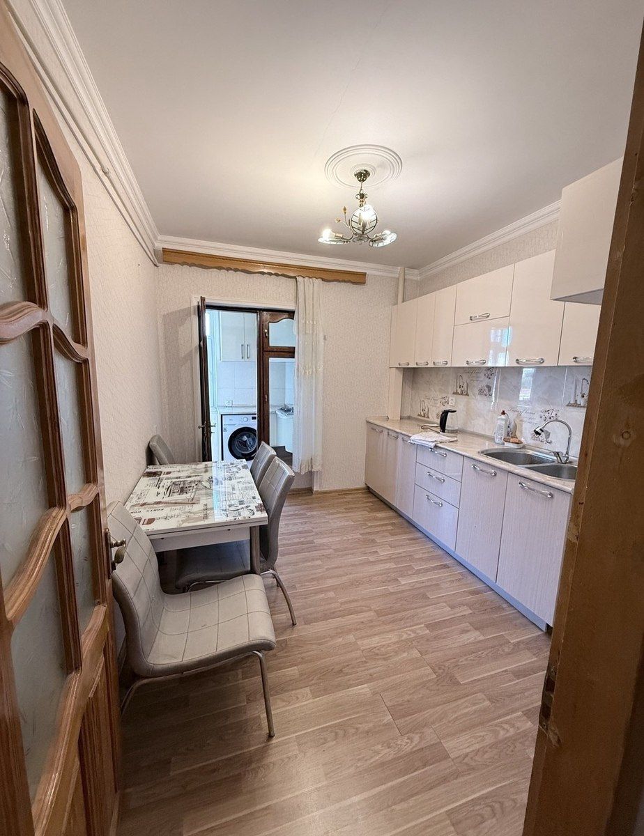 İcarəyə verilir 3 otaqlı köhnə tikili 80 m² — Mənzil, Bakı (9)