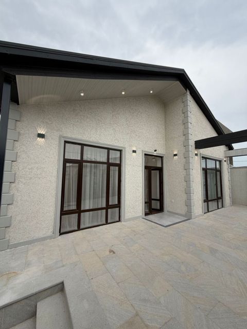Satılır 3 otaqlı həyət evi/bağ evi 120 m² — Bakı