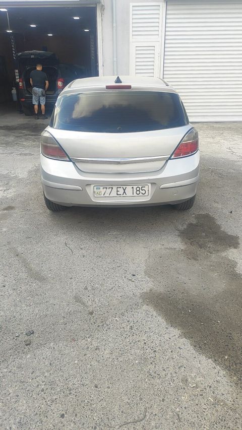 Opel Astra H arxa stopu — Bakı