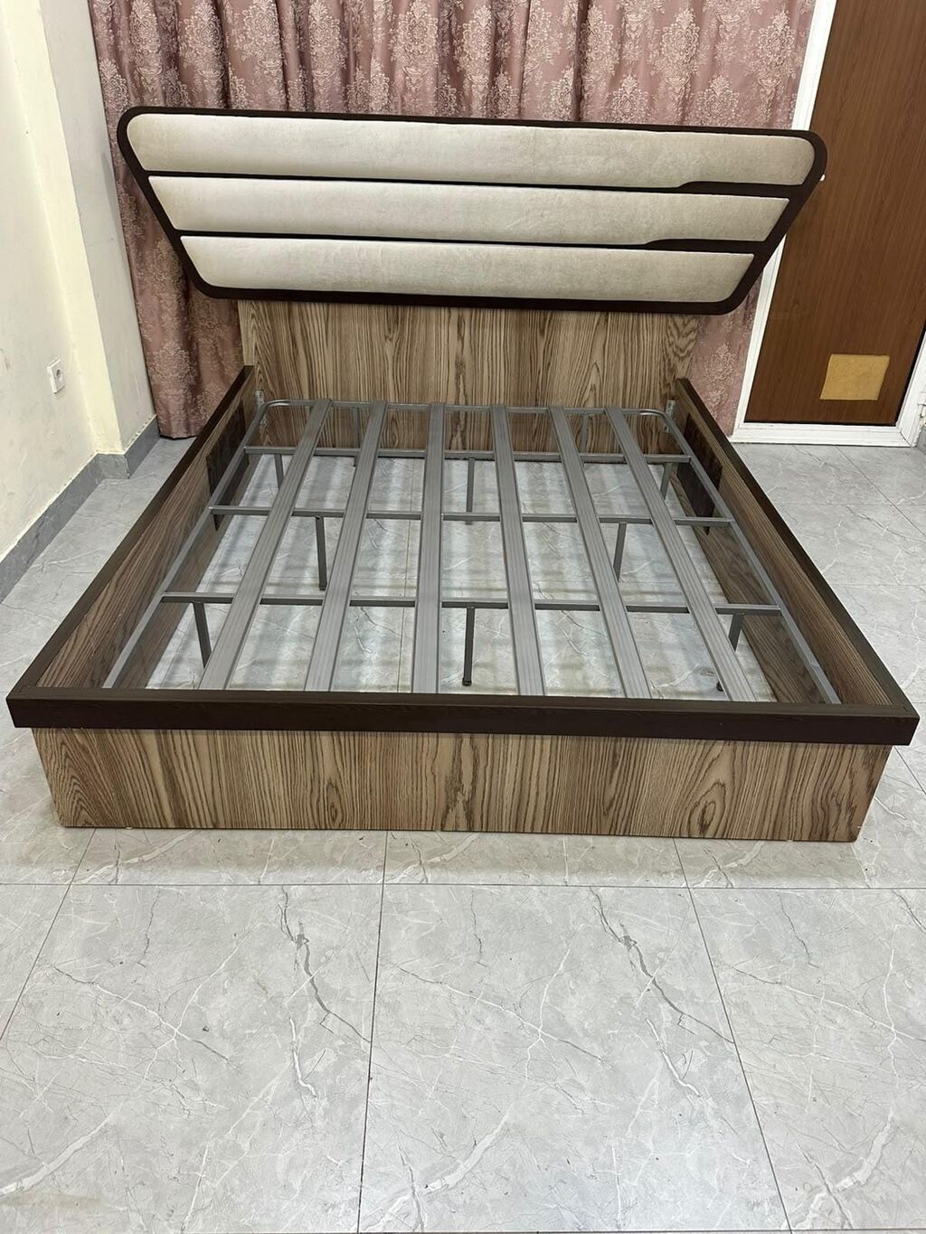 Taxt türkiyyeden alnib 2 aydi matrasi yoxdu tam ideal veziyyetde — Mebel, Bakı