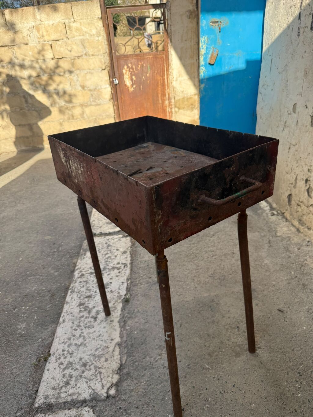 Manqal, Kömür, İşlənmiş, Şişli, Ünvandan götürmə — Mangal və aksesuarları, Bakı (2)