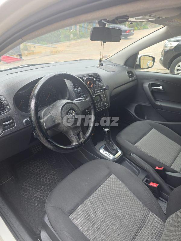 Volkswagen Polo 1.6 L, 2013, 254 000 km — Avtomobillər, Bakı (9)