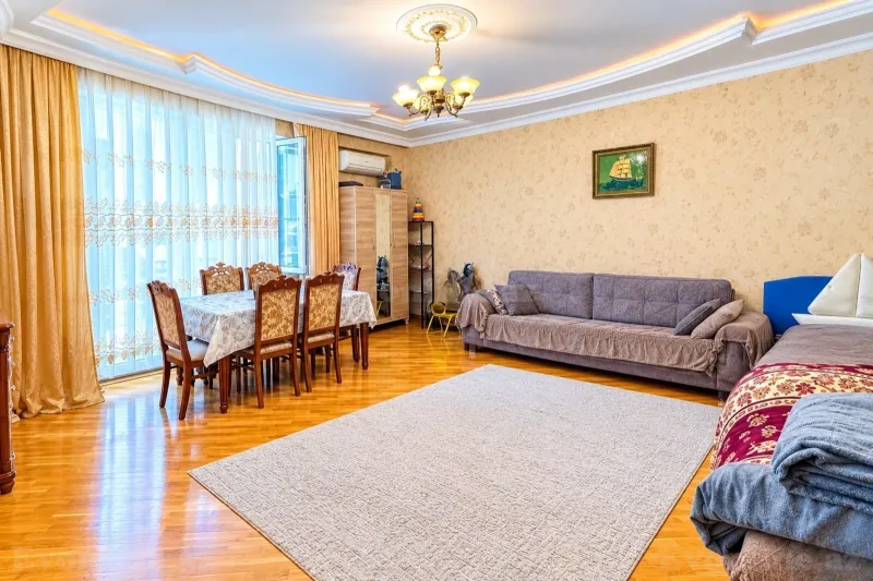 Satılır 2 otaqlı Mənzil Yeni tikili 90 m² Bakı, Nizami r., Xalqlar Dostluğu m., 8-ci kilometr — Bakı