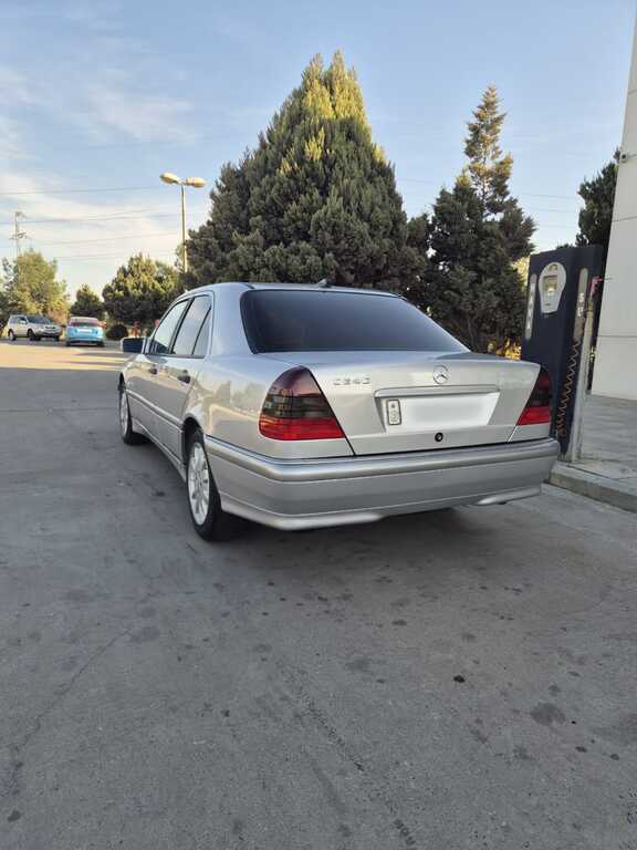 Mercedes C 240, 2.4 L, 1998 il, 325 000 km — Avtomobillər, Bakı (4)