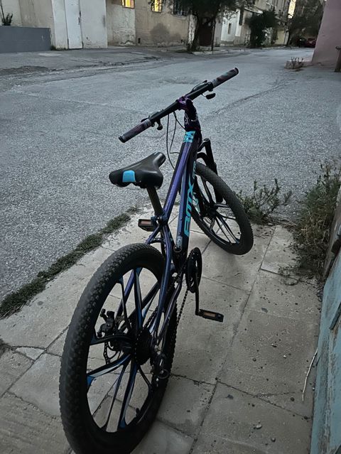 Uşaq/yeniyetmələr üçün dağ velosipedi - Brend/model: AMX (gövdədə — Qobu