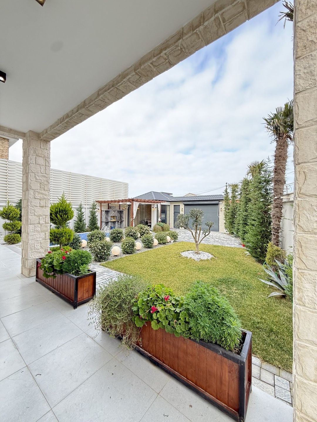 Satılır 6 otaqlı həyət evi/bağ evi 400 m² — Ev, villa, Bakı (10)