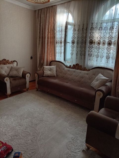 Yeni, Klassik divan, 2 kreslo, Bazasız, Açılmayan — Gəncə