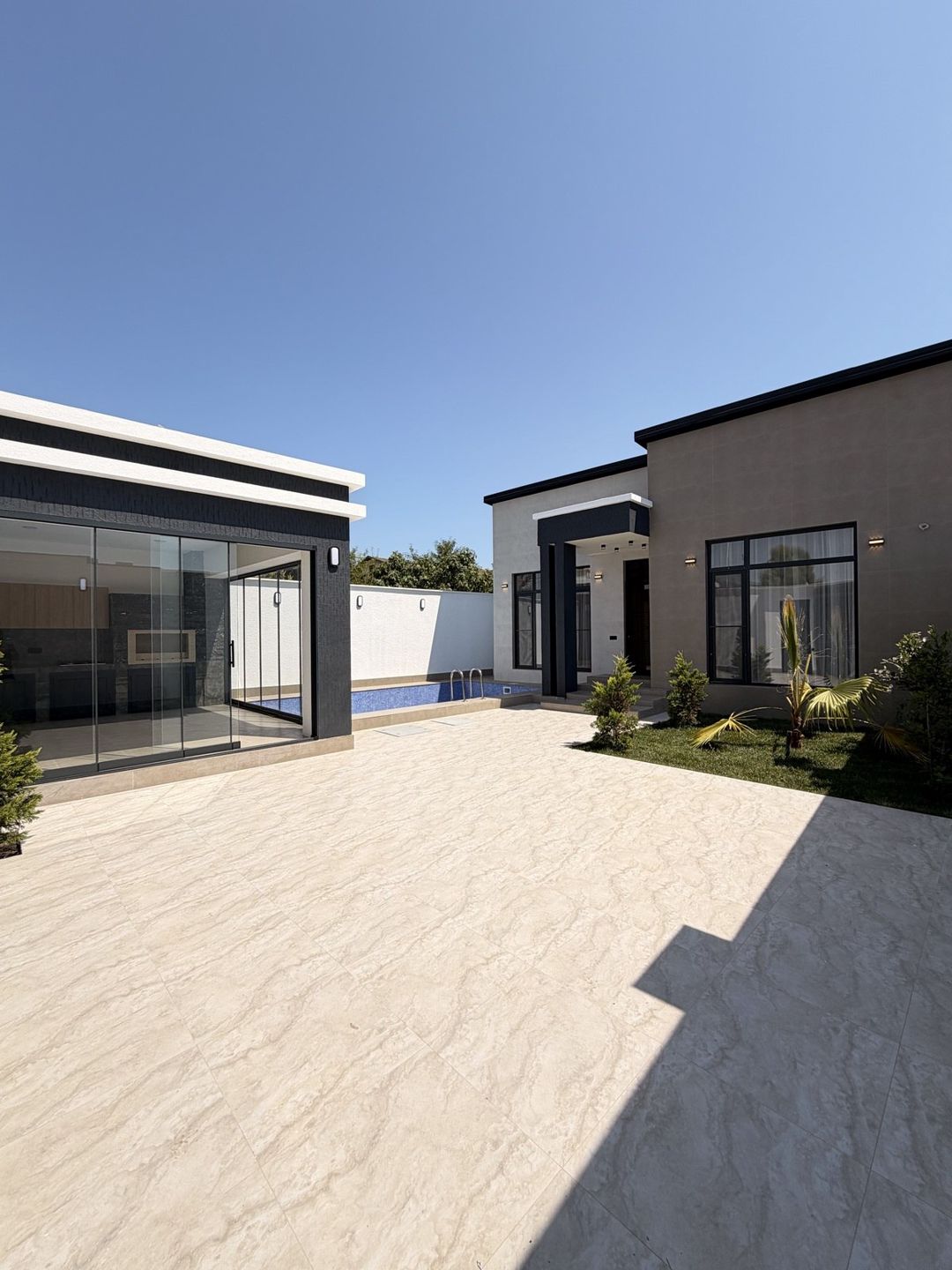 Satılır 4 otaqlı həyət evi/bağ evi 3 m² — Ev, villa, Bakı