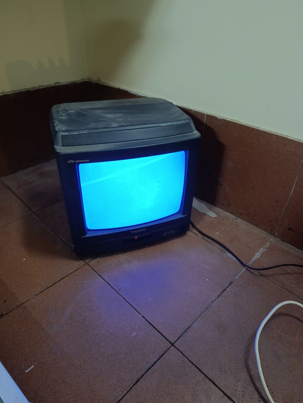 Balaca qedimi panasonik televizorlardandi. Pultu yoxdu isteyen gelsin — Televizorlar, Bakı (2)