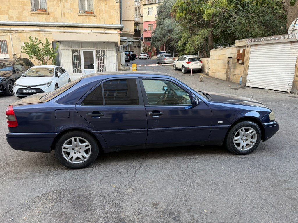Mercedes C 180, 1.8 L, 1995 il, 452 000 km — Avtomobillər, Bakı (3)