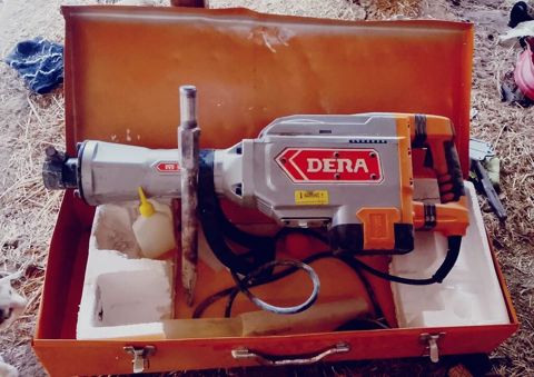 Dera markalı elektrikli beton/qırıcı perforator Xüsusiyyətlər — Fatmayı