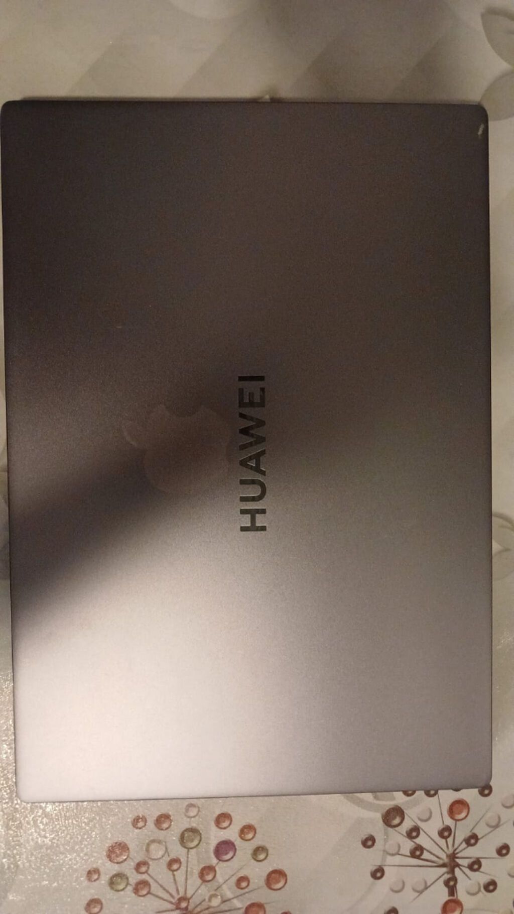 Noutbuk əla vəziyyətdədir, heç bir problemi yoxdur. Səliqəli istifadə — Huawei, Bakı (6)