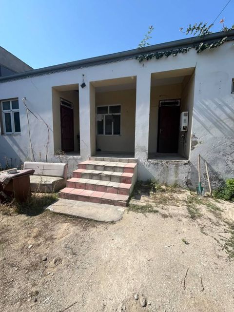 Satılır 5 otaqlı həyət evi/bağ evi 120 m² — Bakı